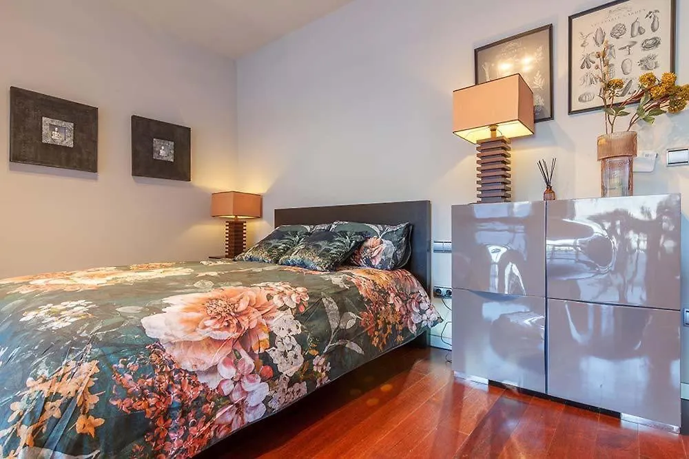 Apartamento DUPLEX ISOZAKI-GUGGENHEIM Bilbao España